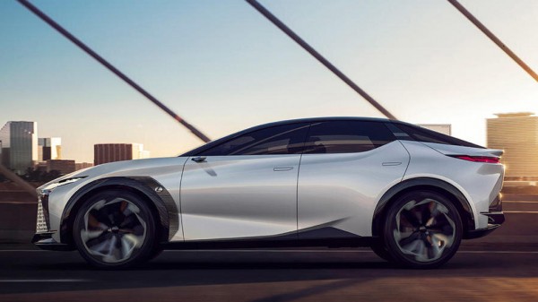 Lexus представит в 2022 году второй серийный электрический кроссовер