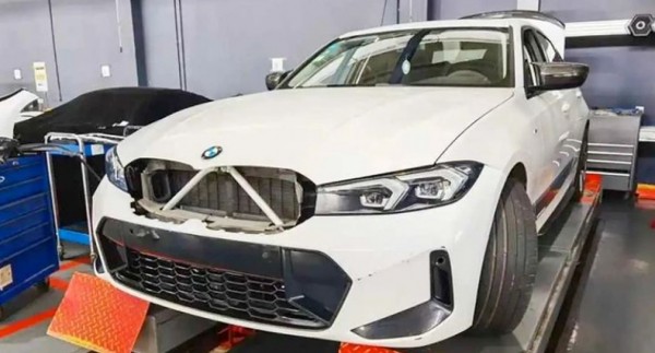 В Сети появилось первое фото обновлённого седана BMW 3-Series