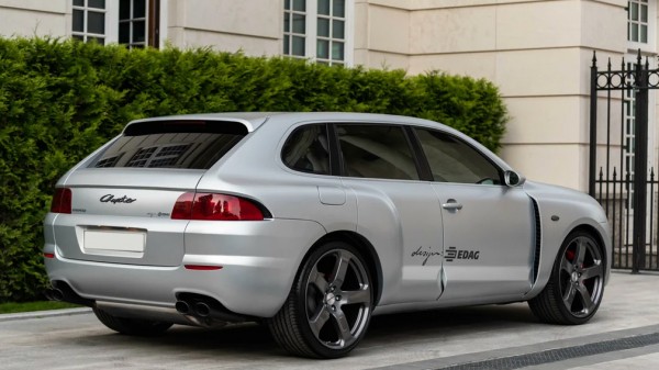 В РФ продают один из самых редких Porsche Cayenne за 33 млн рублей