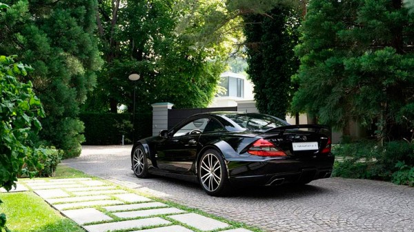 Босс формульной команды Mercedes-AMG продал свой редкий &laquo;Мерседес&raquo;