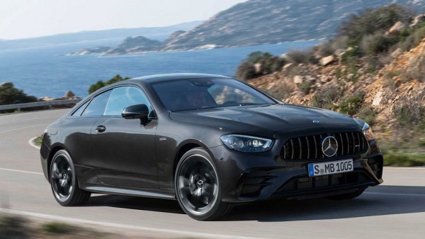 В Сети показали, каким может быть новое купе Mercedes-Benz CLE