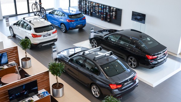 Автомобили BMW подорожали в России второй раз за 2021 год