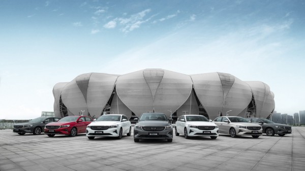 В Китае начали принимать заявки на новый седан Geely Emgrand