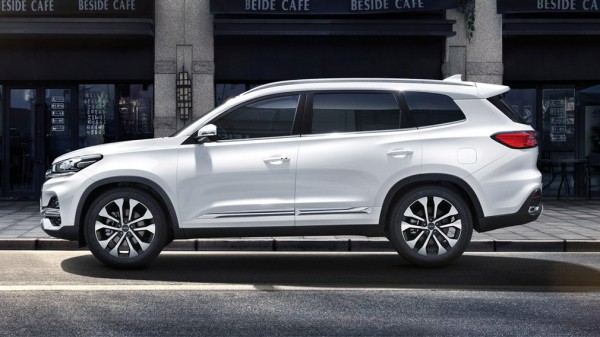 Chery готовится к обновлению кроссоверов Tiggo 7 Pro и Tiggo 8 в Китае