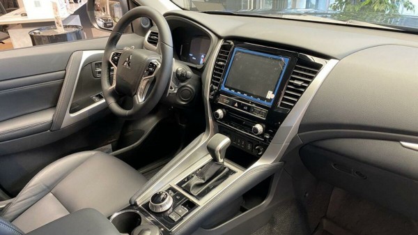 Внедорожник Mitsubishi Pajero Sport подорожал в России в июле 2021 года