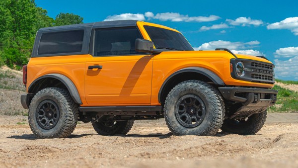 Покупатели Ford Bronco начали массово жаловаться на проблемы с крышей