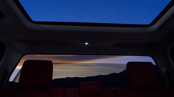 Пикап Toyota Tundra нового поколения получил заднее стекло с электроприводом