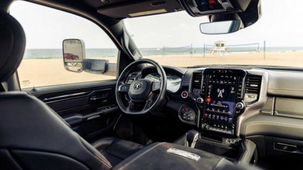 4 колеса хорошо, а 6 лучше: Ram 1500 TRX от Hennessey