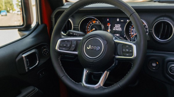 Автопарк каршеринга Яндекс.Драйв пополнился внедорожниками Jeep Wrangler