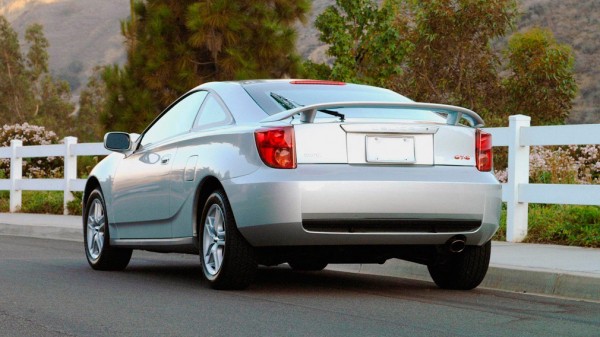 Топ-3 недорогих японских купе до 500 000 рублей