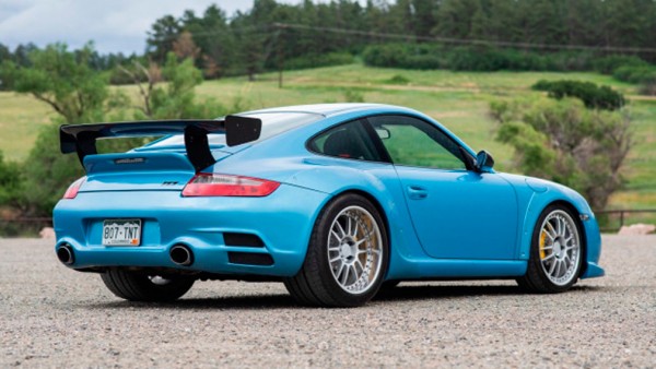 Редкий Porsche 2007 года ушел с молотка за треть миллиона долларов
