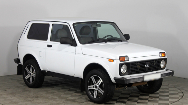 Стало известно, какие SUV с пробегом покупают россияне