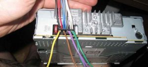 Как правильно подключить магнитолу в машине