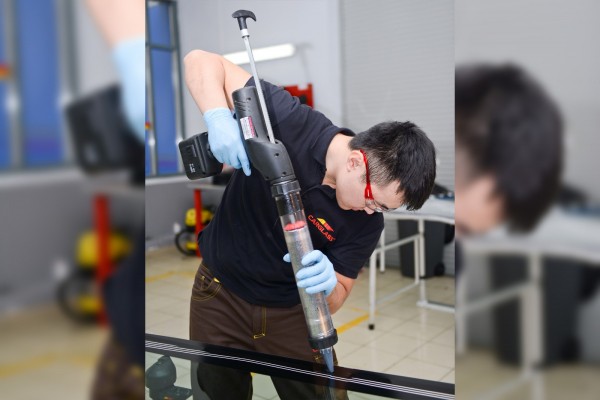 Краткий курс стекловедения: что нужно знать, если вы планируете менять стекло в машине