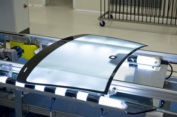 Краткий курс стекловедения: что нужно знать, если вы планируете менять стекло в машине