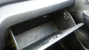 Салонный фильтр Киа Рио: как заменить самому