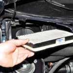 Салонный фильтр Киа Рио: как заменить самому