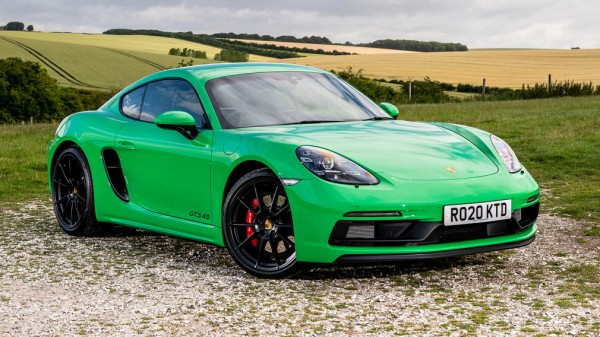 Компания Porsche строит завод по производству синтетического топлива