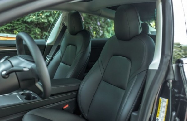 Бюро Manhart представило тюнингованную Model 3