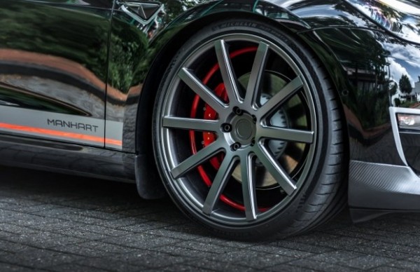 Бюро Manhart представило тюнингованную Model 3