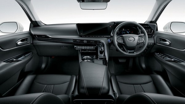 Toyota начала использовать в автомобилях сделанный из растений пластик