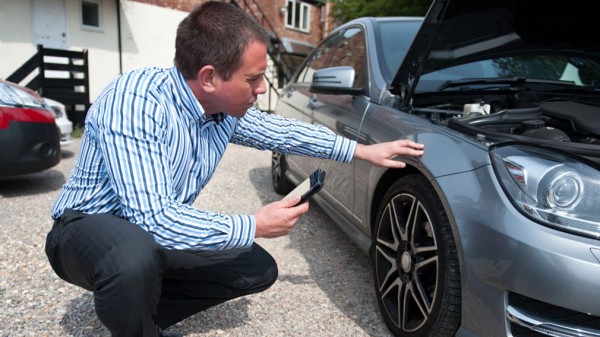 С какими проблемами можно столкнуться при покупке автомобиля после ДТП