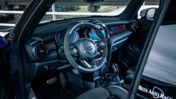 Дерзкий малыш MINI GP3 от ателье Beek Auto Racing