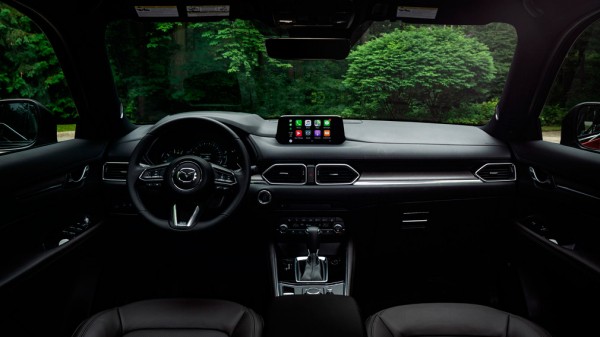 Опубликованы новые изображения рестайлингового кроссовера Mazda CX-5