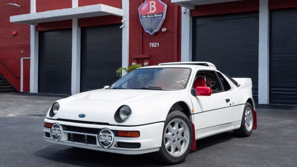 На продажу выставлен раллийный Ford RS200 1986 года выпуска за 200 тыс. долларов