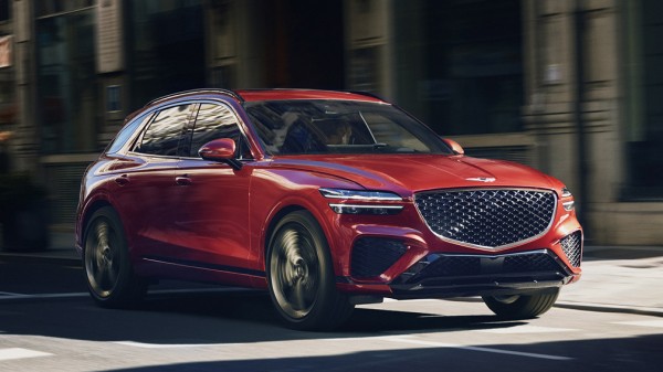 В Сети появились первые изображения нового минивэна Genesis