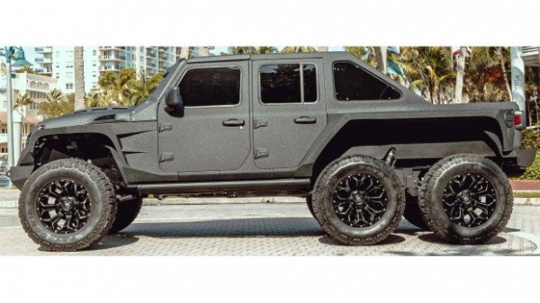 Не в моем вкусе, но круто: Джей Лено оценил Jeep Gladiator 6х6