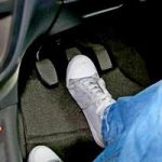 Какие тормозные колодки лучше: как подобрать лучшие тормозные колодки на машину правильно