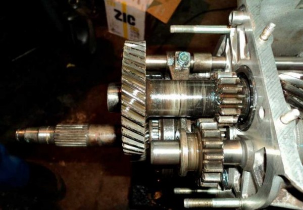 Коробка передач на ВАЗ 2107: конструктивные особенности и ремонт