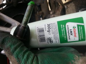 Направляющие тормозного суппорта: как и чем смазывать