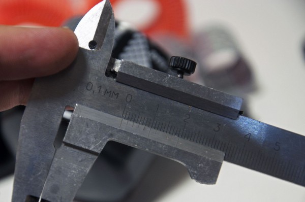 Отличается даже металл: сравниваем оригинальный и поддельный масляные фильтры