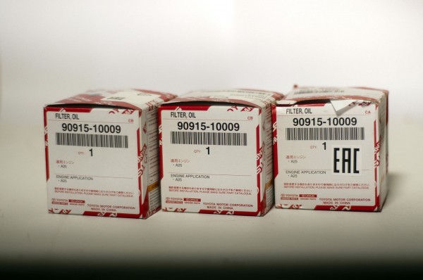 Отличается даже металл: сравниваем оригинальный и поддельный масляные фильтры