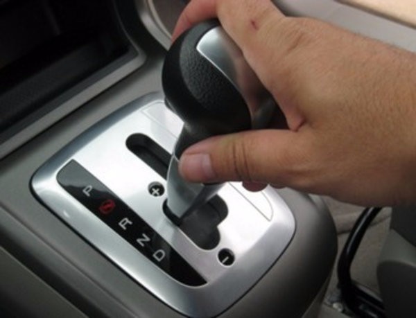 Почему на автомате не переключаются передачи: причина неисправности и методы устранения