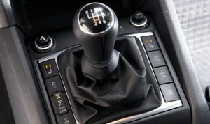 Устройство рычага переключения передач, неполадки и ремонт