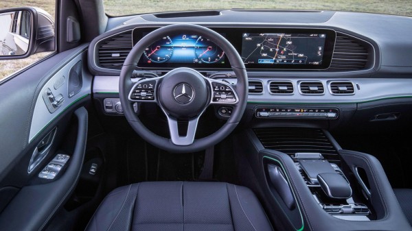 Mercedes-Benz выводит на рынок самую недорогую версию GLE