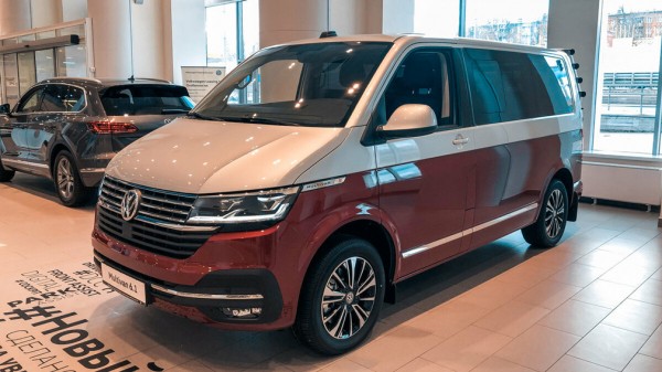 Большинство коммерческих и несколько пассажирских моделей Volkswagen подорожали в России в октябре 2021 года