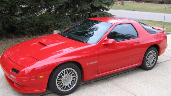 Mazda RX-7 1989 года выпуска продали на аукционе за рекордную сумму