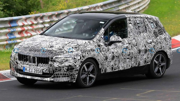 Рассекречена внешность нового компактвэна BMW