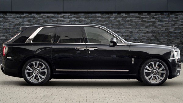 Бронированный Rolls-Royce Cullinan выставили на продажу за 69 млн рублей