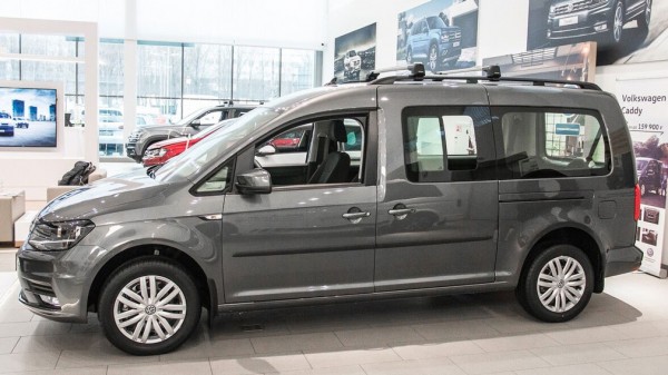 Большинство коммерческих и несколько пассажирских моделей Volkswagen подорожали в России в октябре 2021 года