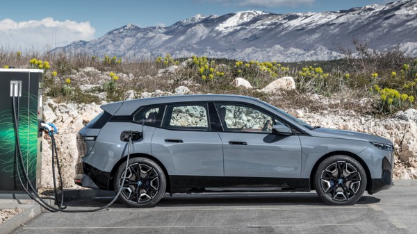 Глава компании BMW заявил о готовности бренда к запрету автомобилей с ДВС