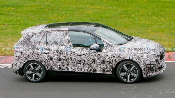 Рассекречена внешность нового компактвэна BMW