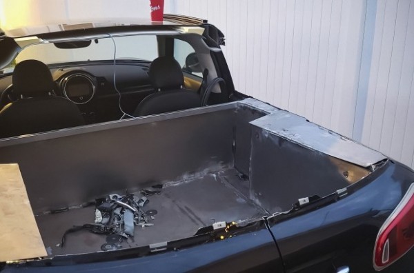 Когда мечтал о MINI, но живешь на ферме