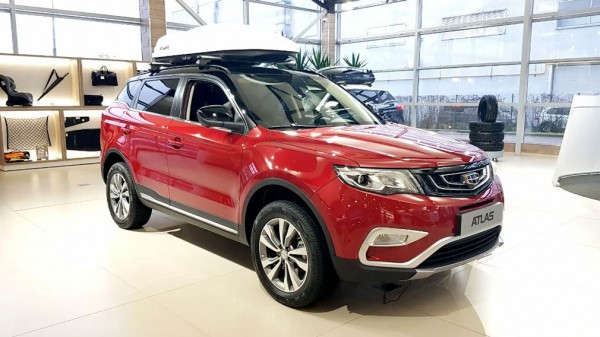 Автоэксперты рассказали, чем вызван бешеный спрос на китайские автомобили в России