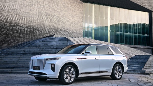 Электрический Hongqi E-HS9 начали продавать в Европе
