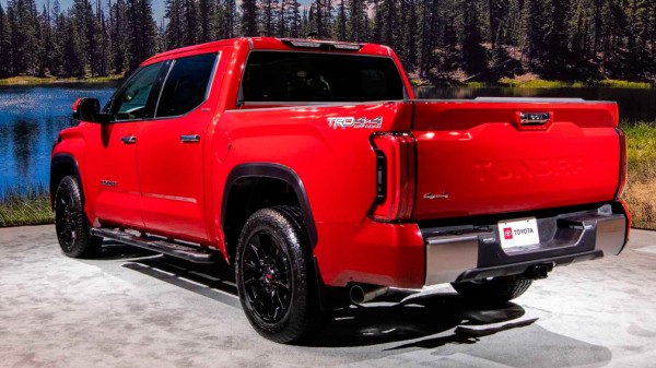 ТОП-3 японских рамных внедорожников, сменивших поколение в 2021 году